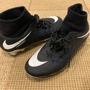 Unisex Nike HyperVenom Cleats